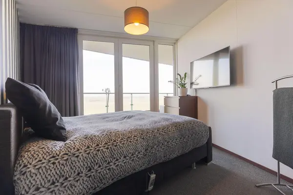 Kaapstander 244, MEDEMBLIK