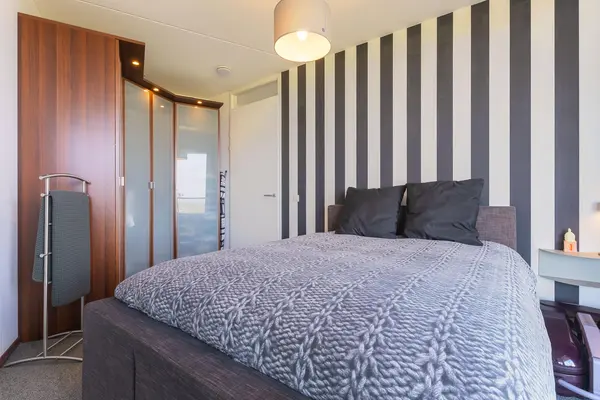 Kaapstander 244, MEDEMBLIK