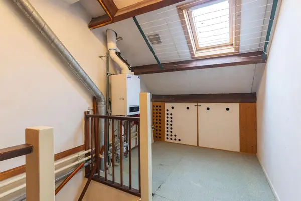 Bessegaard 15, ZWAAG