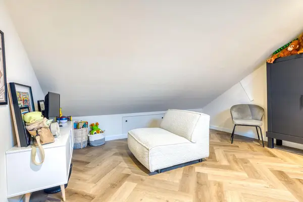Wever 63, HOORN