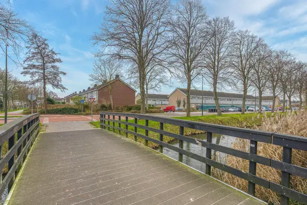 Wever 63, HOORN