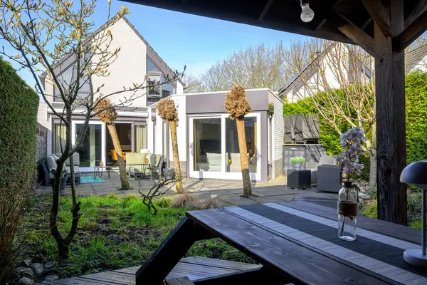 Zwarte Dolfijn 27, HEERHUGOWAARD