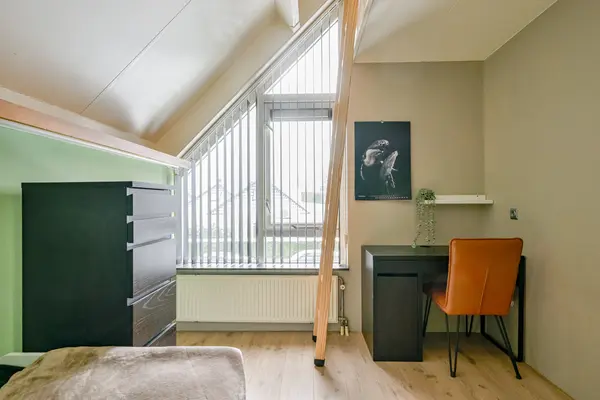 Zwarte Dolfijn 27, HEERHUGOWAARD