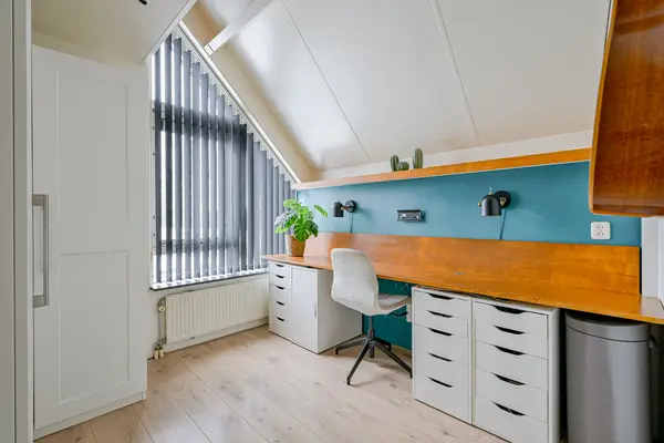 Zwarte Dolfijn 27, HEERHUGOWAARD
