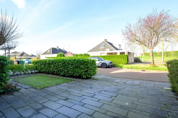 Zwarte Dolfijn 27, HEERHUGOWAARD