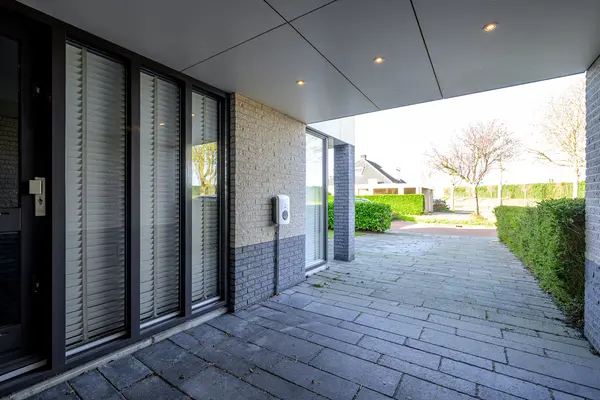 Zwarte Dolfijn 27, HEERHUGOWAARD
