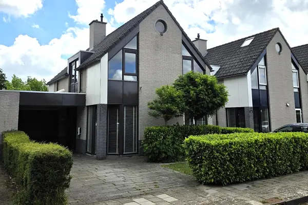 Zwarte Dolfijn 27, HEERHUGOWAARD