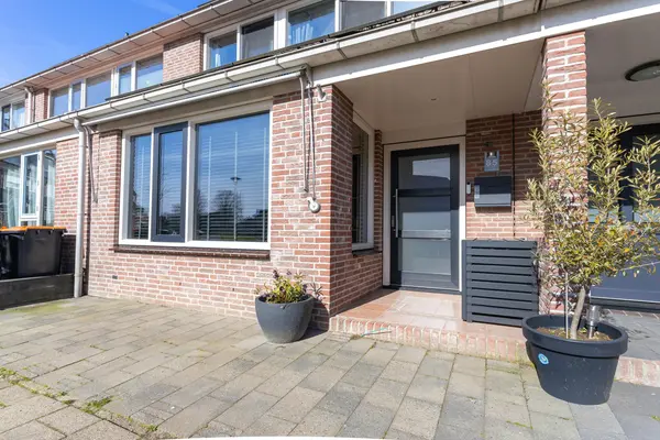 Ceder 85, HOORN