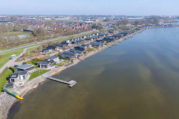 Zuiderdijk 1b 075, BOVENKARSPEL
