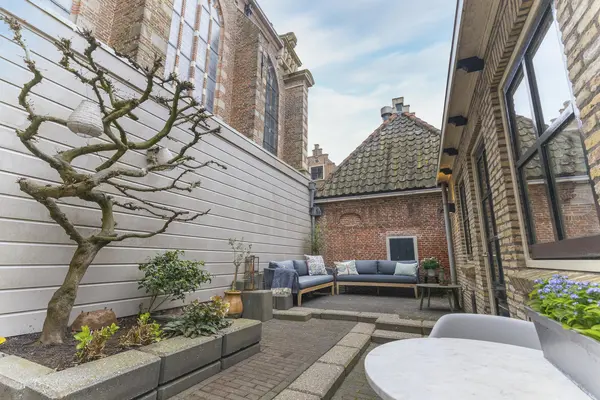 Grote Oost 64, HOORN