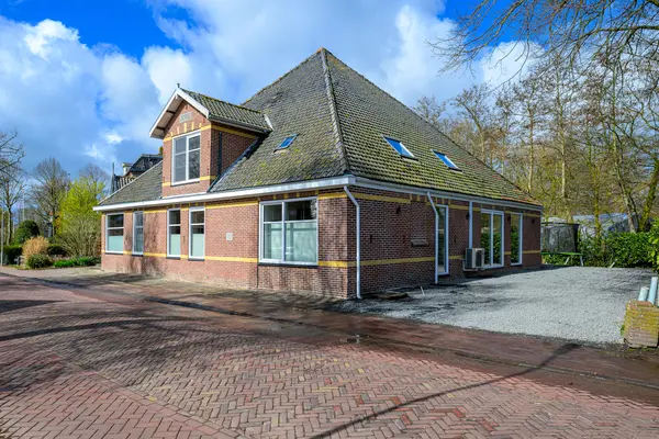 Midwouder Dorpsstraat 10