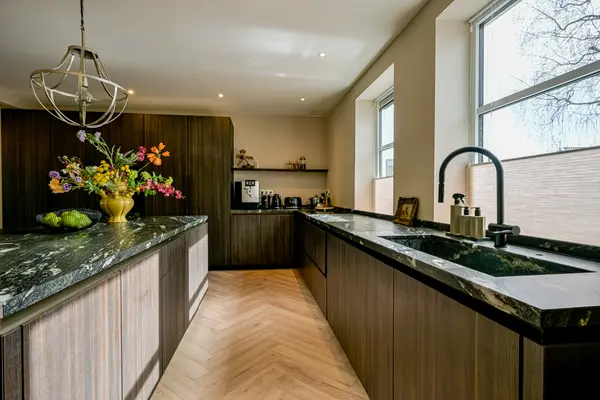 Midwouder Dorpsstraat 10, MIDWOUD