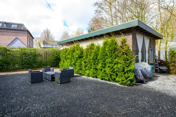 Midwouder Dorpsstraat 10, MIDWOUD