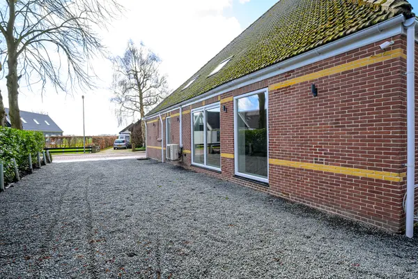 Midwouder Dorpsstraat 10, MIDWOUD