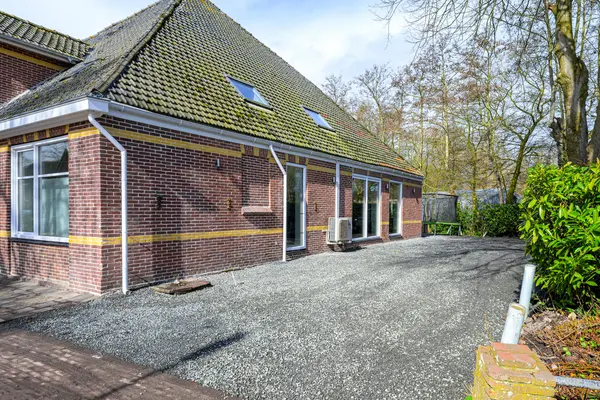 Midwouder Dorpsstraat 10, MIDWOUD