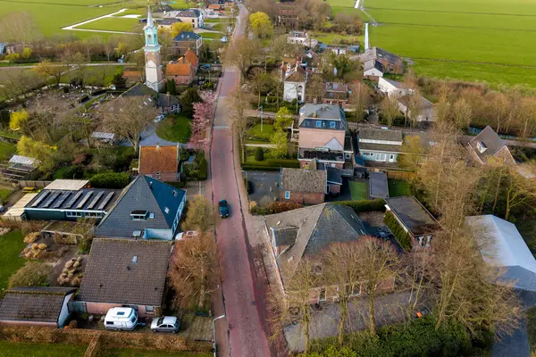 Midwouder Dorpsstraat 10, MIDWOUD