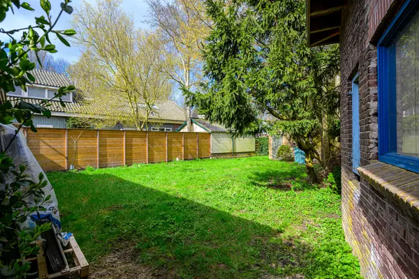 Midwouder Dorpsstraat 10, MIDWOUD