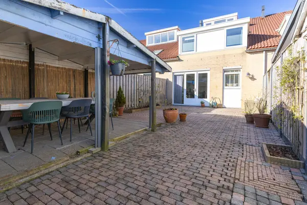 Gerard den Brabanderhof 67, HOORN