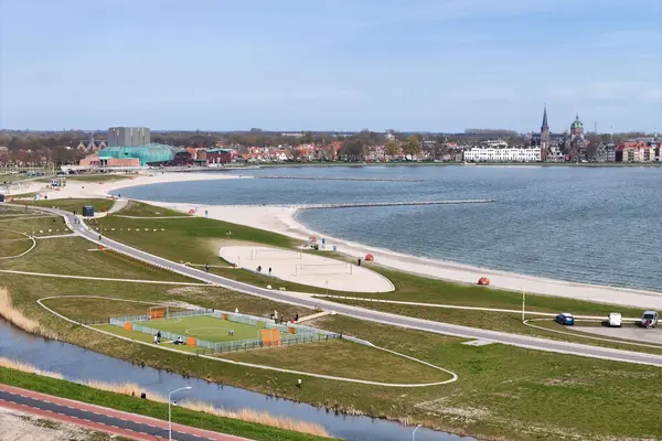 Poolster 193, HOORN