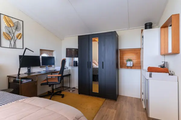 Spanker 13, MEDEMBLIK