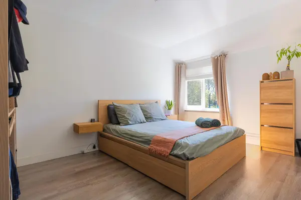Nachtegaal 100, HOORN