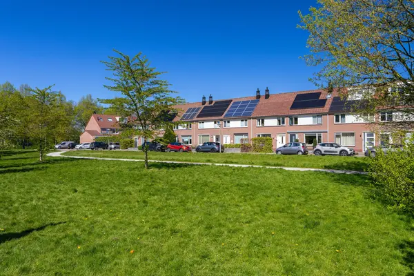 Nachtegaal 100, HOORN