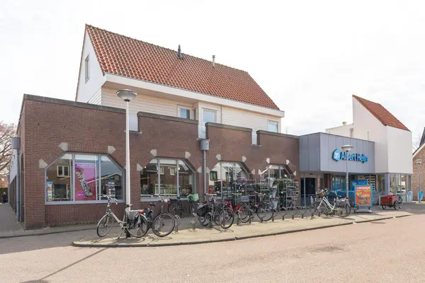Butterwoud 17, ZWAAG