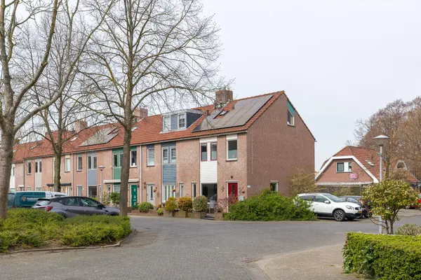 Butterwoud 17, ZWAAG