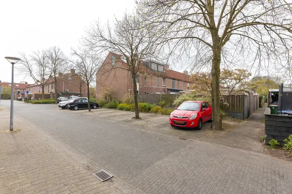 Butterwoud 17, ZWAAG