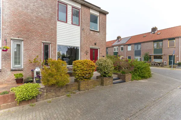 Butterwoud 17, ZWAAG