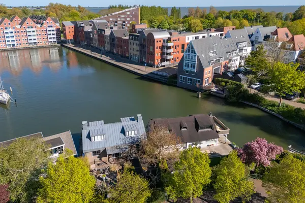 't Oude Sluisje 27, HOORN