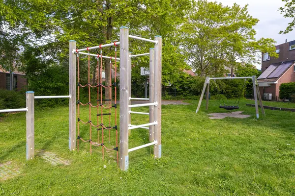 Langetuin 98, ZWAAG