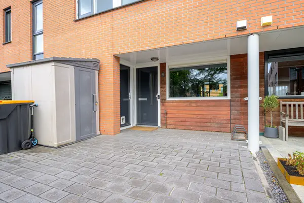 Rie Beisenherzland 5, HEERHUGOWAARD