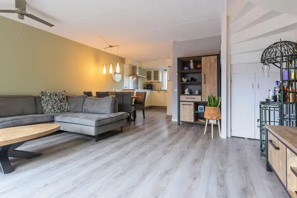 Kinderbalk 7, HOORN
