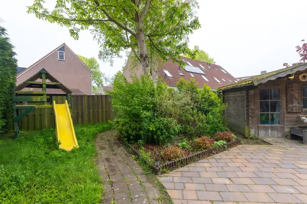Kinderbalk 7, HOORN