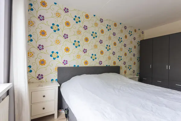 Kinderbalk 7, HOORN