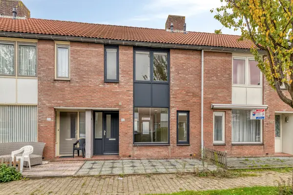 Koolmees 36, HOORN