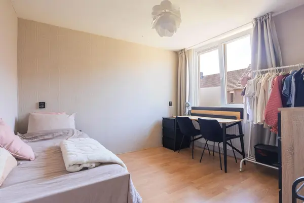 Abdij 22, BLOKKER