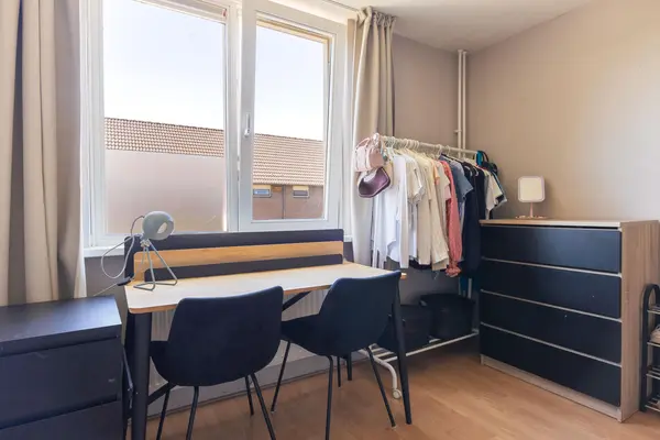 Abdij 22, BLOKKER