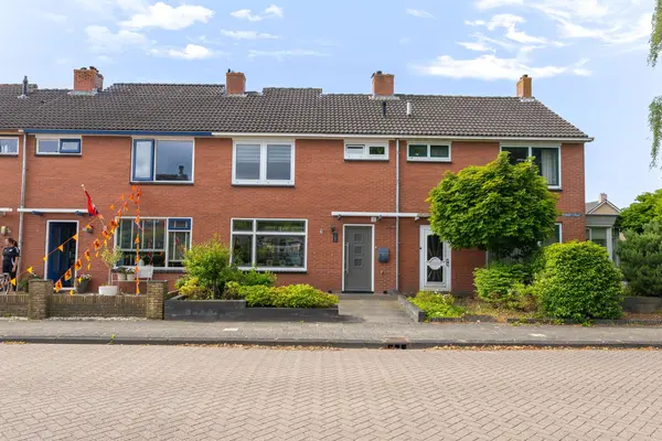 Henri Dunantstraat 33, BOVENKARSPEL