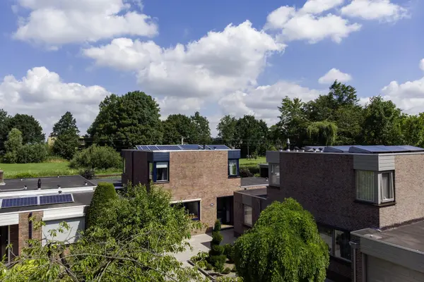 van Santenlaan 20, HEERHUGOWAARD