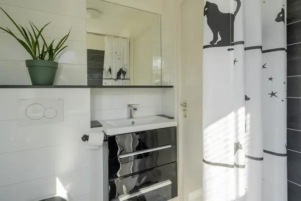 van Santenlaan 20, HEERHUGOWAARD