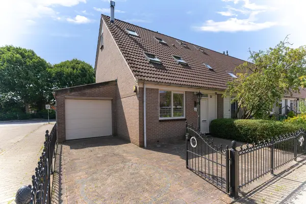 Weegbree 172, ZWAAG