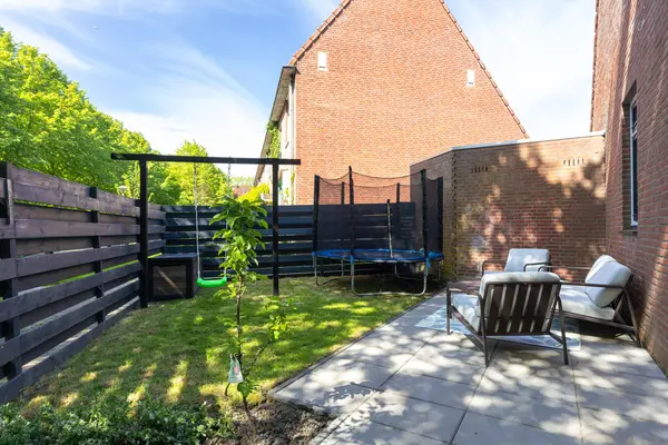 Patio 118, HOORN