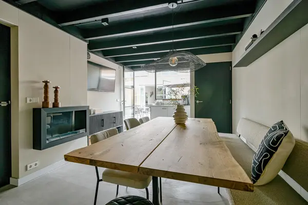 Pieter de Hooghstraat 103, HEERHUGOWAARD