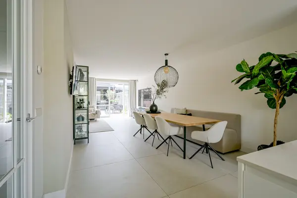 Pieter de Hooghstraat 103, HEERHUGOWAARD