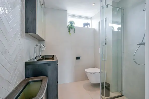 Pieter de Hooghstraat 103, HEERHUGOWAARD