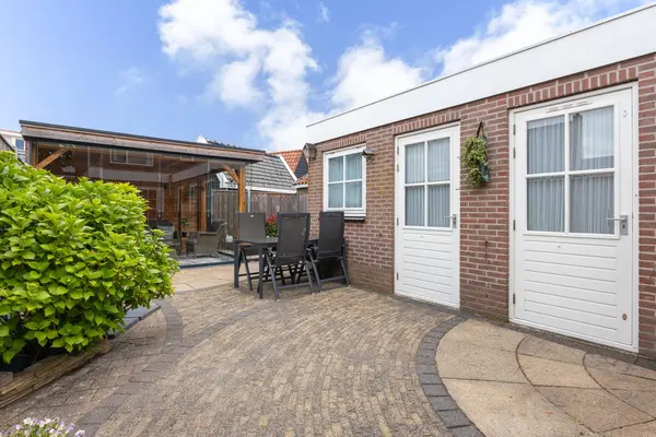 Nicolaes van Stellingwerffstraat 11, MEDEMBLIK
