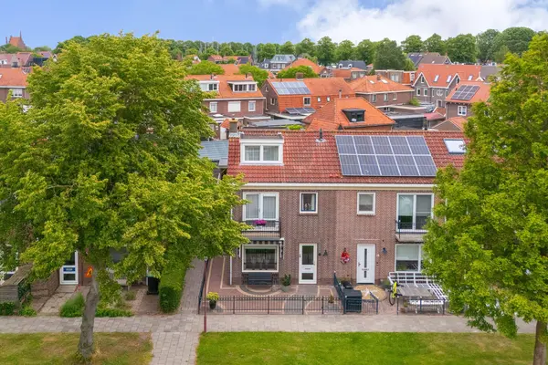 Nicolaes van Stellingwerffstraat 11, MEDEMBLIK