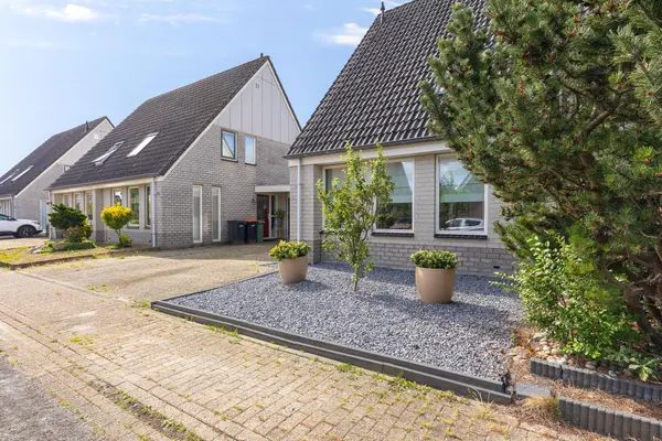 Koperwiek 19, VENHUIZEN